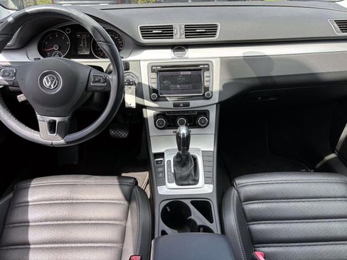 Used 2012 Volkswagen CC Sport FWD image 28