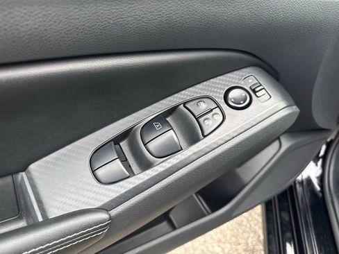 Used 2024 Nissan Altima 2.5 SV image 18