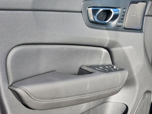 New 2026 Volvo XC60 B5 Plus w/ Climate Package image 9