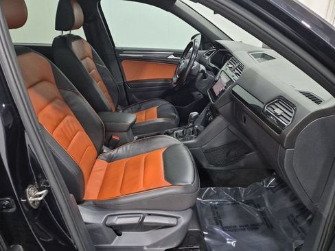 Used 2019 Volkswagen Tiguan SEL Premium AWD/4WD image 21