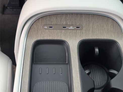 Used 2026 Hyundai Palisade SEL FWD image 23