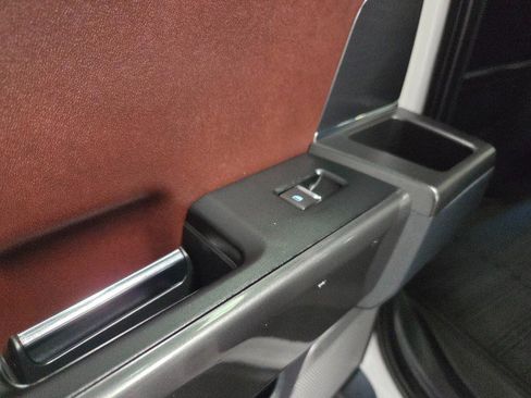 Used 2022 Ford F150 Lariat image 36