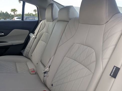 New 2026 Nissan Sentra SL w/ Floor Mat Package FWD image 27