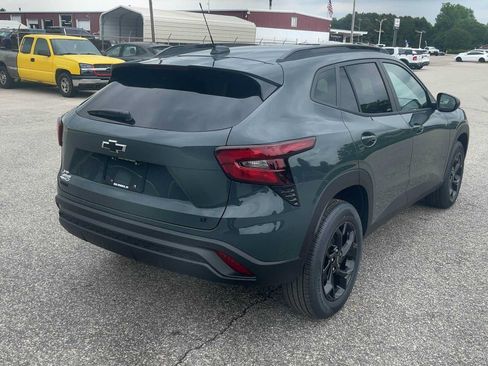 Used 2026 Chevrolet Trax LT w/ Driver Confidence Package FWD image 6