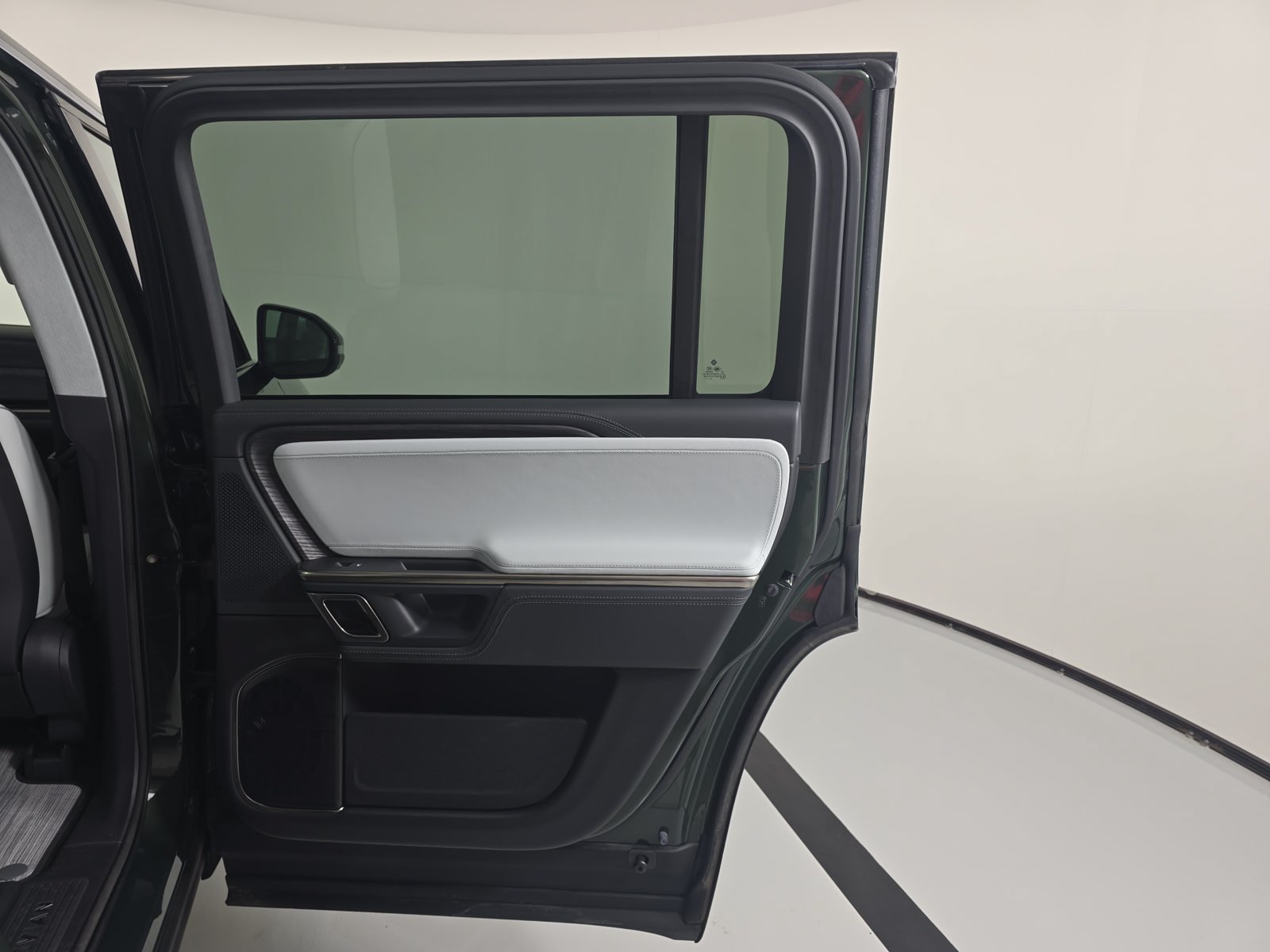 Used 2023 Rivian R1S Adventure Quad AWD/4WD image 19