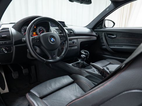 Used 2011 BMW 1 Series M image 12