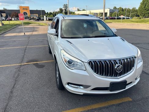Used 2013 Buick Enclave Leather FWD image 13