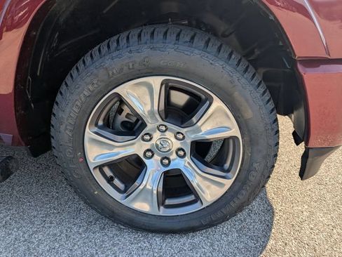 Used 2020 RAM 1500 Laramie w/ Sport Appearance Package AWD/4WD image 15