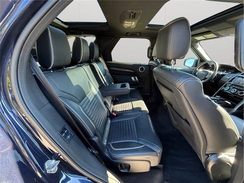 Used 2019 Land Rover Discovery HSE image 47