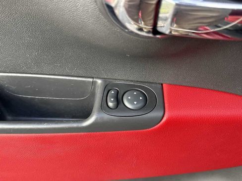 Used 2013 FIAT 500 Sport image 16