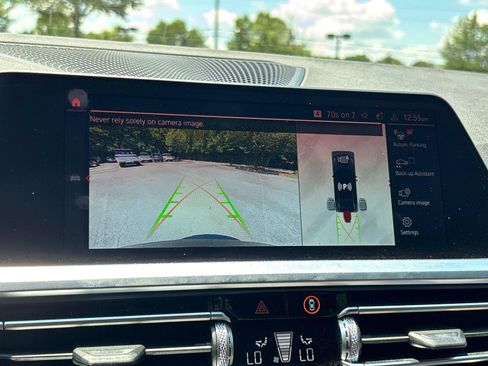 Used 2021 BMW M4 Competition w/ Executive Package RWD image 26