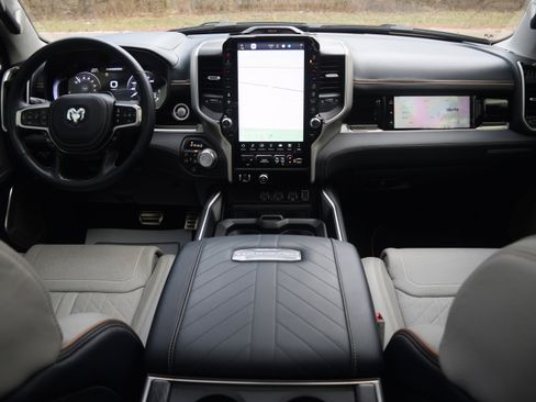 Used 2025 RAM 1500 Tungsten w/ Trailer Tow Group image 8