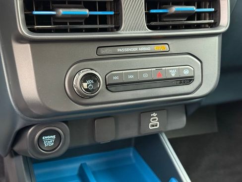 New 2025 Ford Maverick XLT AWD/4WD image 9