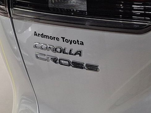 New 2026 Toyota Corolla Cross XLE image 17