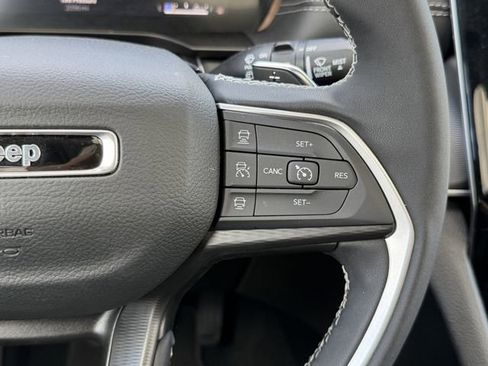 New 2025 Jeep Grand Cherokee L Altitude RWD image 22