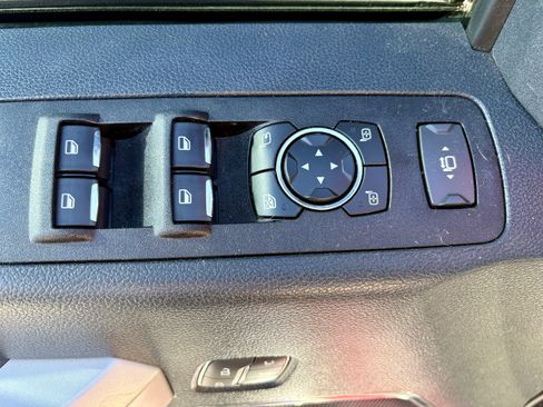 Used 2022 Ford F250 Lariat w/ Lariat Ultimate Package image 13