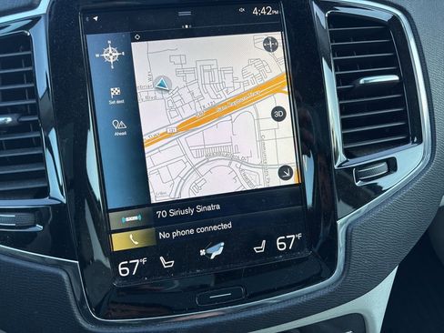 Used 2018 Volvo XC90 T6 Momentum w/ Convenience Package image 21