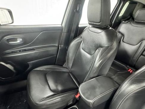 Used 2020 Jeep Renegade Limited AWD/4WD image 13