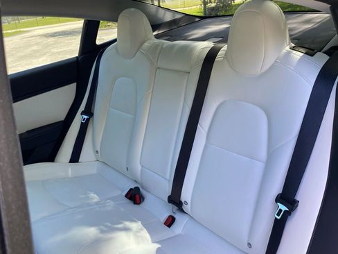 Used 2018 Tesla Model 3 Mid Range image 37