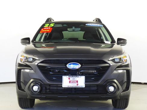 Certified 2025 Subaru Outback Premium image 3