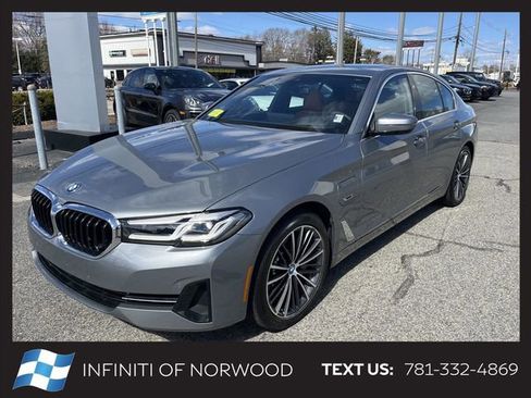 Used 2023 BMW 530e xDrive w/ Premium Package AWD/4WD image 1