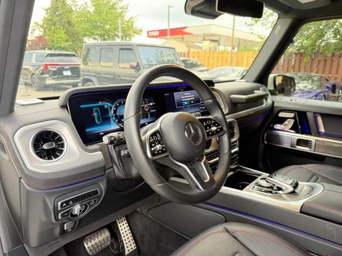 Used 2021 Mercedes-Benz G 550 image 13
