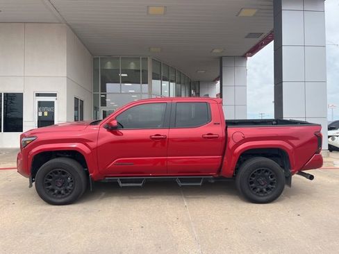 Used 2024 Toyota Tacoma SR5 image 3