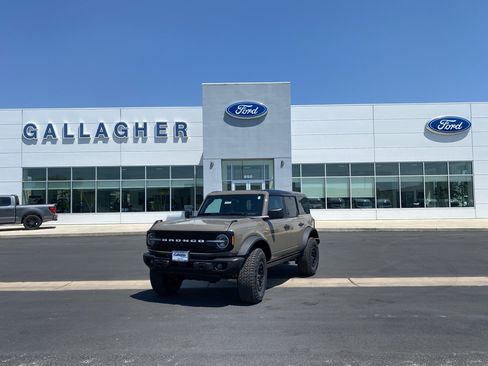 New 2026 Ford Bronco Badlands AWD/4WD image 31