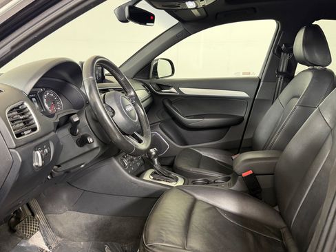 Used 2016 Audi Q3 2.0T Prestige w/ Prestige Package AWD/4WD image 5