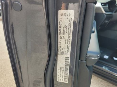 New 2025 Jeep Grand Cherokee L Altitude image 22