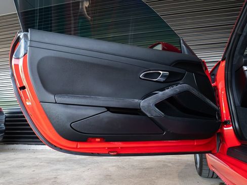 Certified 2018 Porsche 718 Cayman GTS RWD image 23