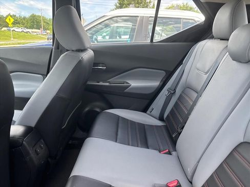 Used 2023 Nissan Kicks SR w/ SR Premium Package FWD image 15