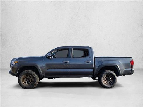 Used 2023 Toyota Tacoma 4x4 Double Cab image 8