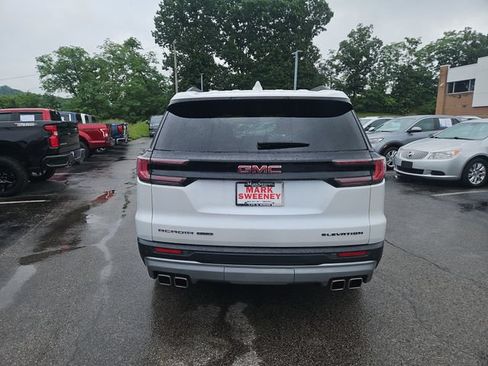Used 2024 GMC Acadia Elevation w/ Luxury Package AWD/4WD image 31