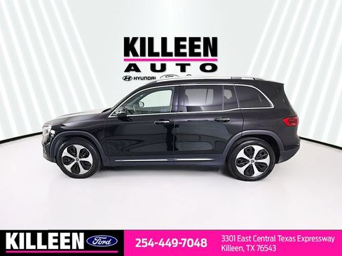 Used 2025 Mercedes-Benz GLB 250 w/ Exclusive Package image 4