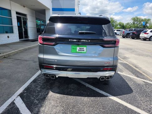 New 2026 GMC Acadia Denali w/ Super Cruise Package FWD image 6