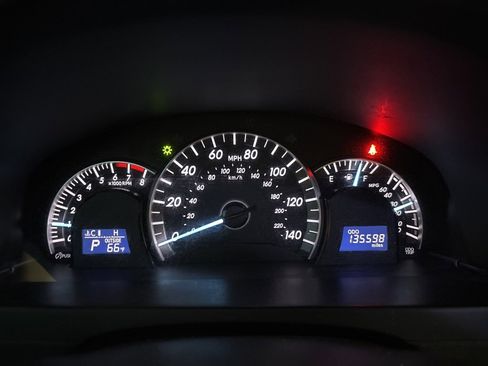 Used 2013 Toyota Camry SE image 11