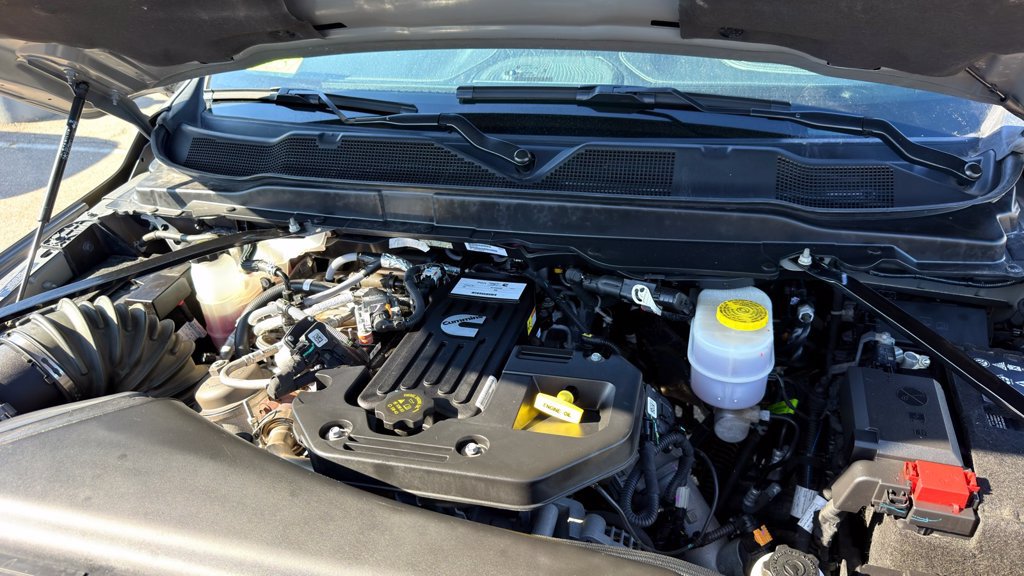 Used 2026 RAM 2500 Limited AWD/4WD image 18