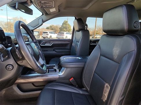 Certified 2022 Chevrolet Silverado 1500 LTZ w/ Z71 Off-Road Package image 13