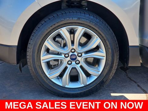 Used 2022 Ford Edge Titanium w/ Equipment Group 301A AWD/4WD image 37