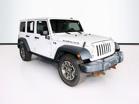 Used 2016 Jeep Wrangler Unlimited Rubicon image 3