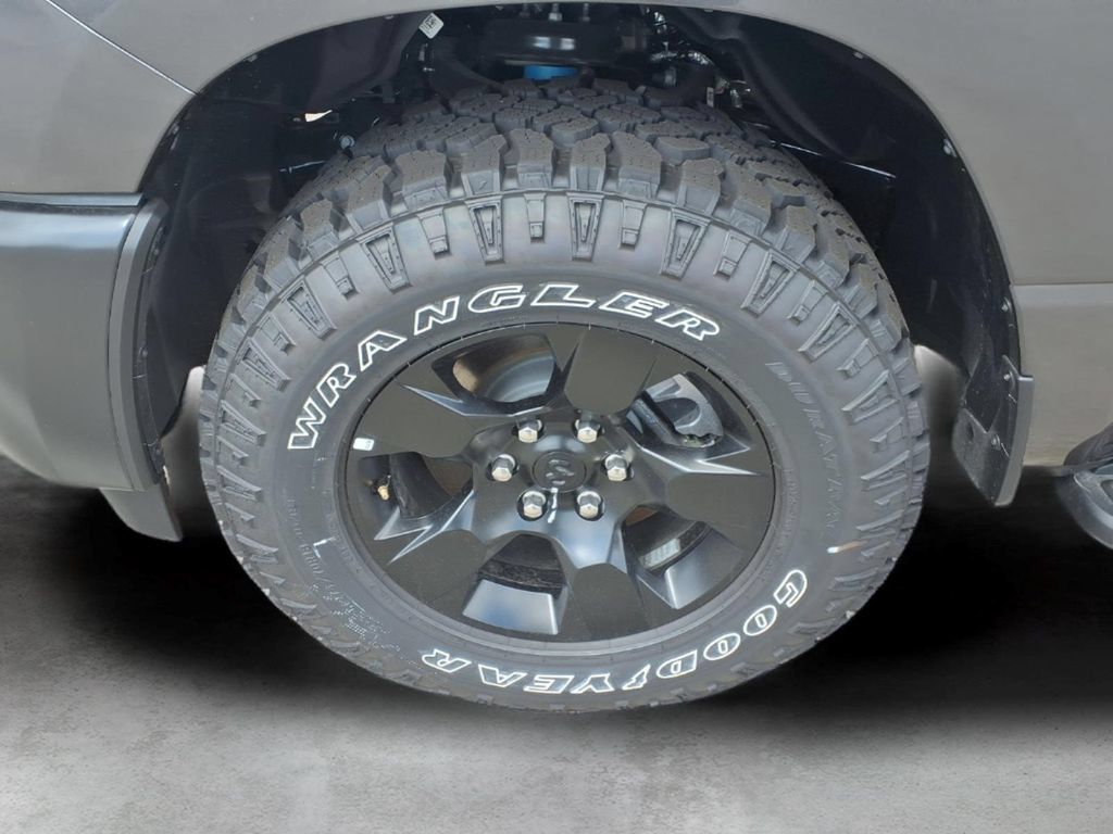 New 2026 RAM 1500 Warlock AWD/4WD image 7