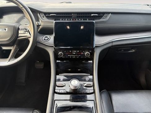 Used 2021 Jeep Grand Cherokee L Overland w/ Luxury Tech Group IV image 11