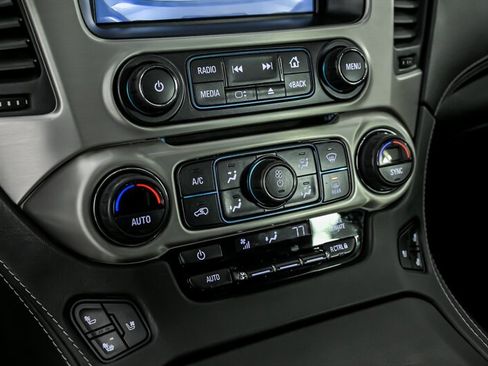 Used 2020 GMC Yukon Denali image 37