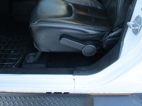 Used 2016 Jeep Wrangler Unlimited Sahara w/ Dual Top Group image 19