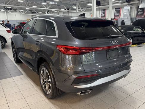 Used 2025 Audi Q5 Premium w/ Convenience Package AWD/4WD image 7