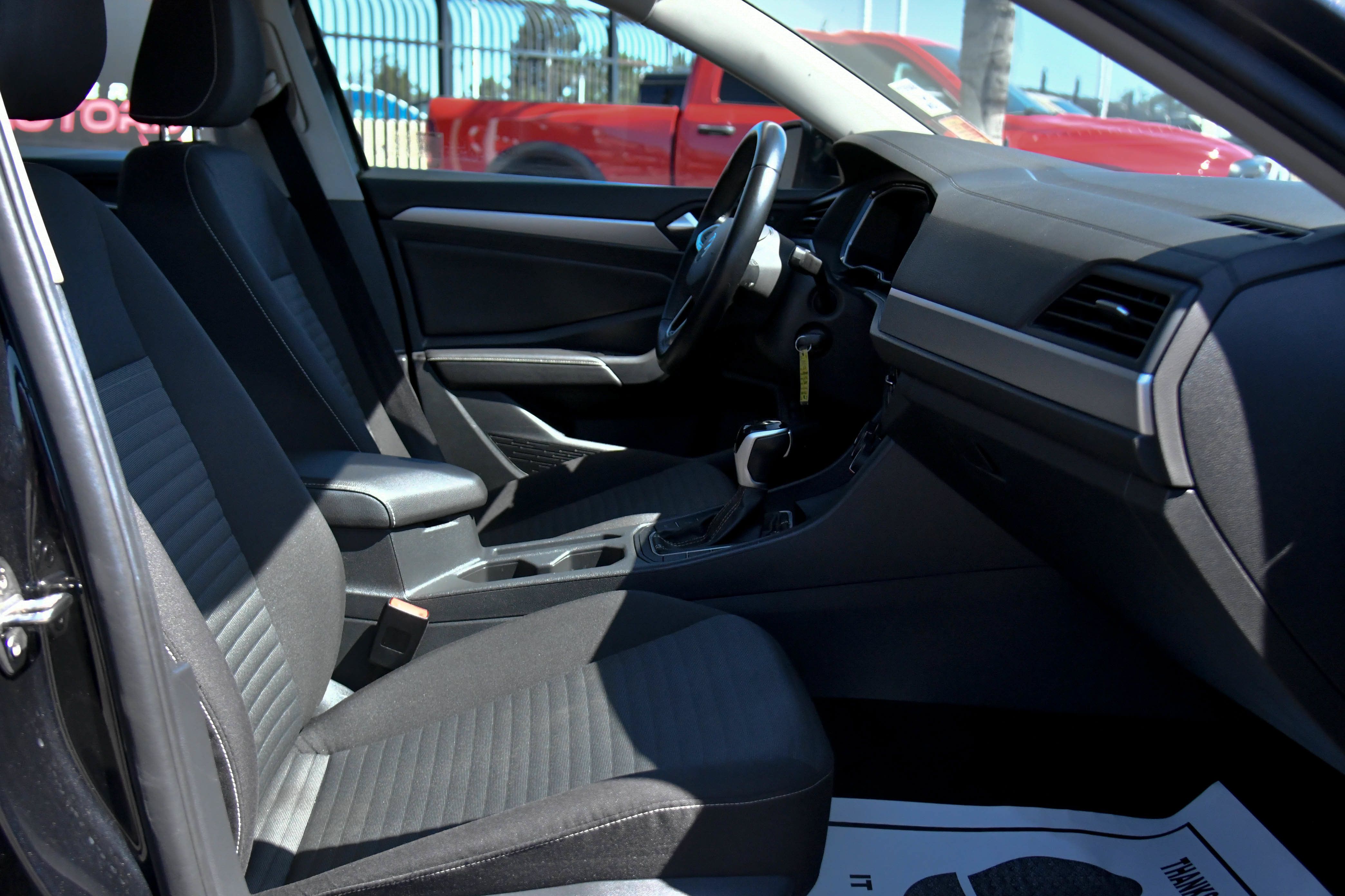 Used 2024 Volkswagen Jetta S FWD image 35