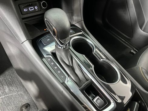 Certified 2023 Chevrolet Equinox Premier AWD/4WD image 34