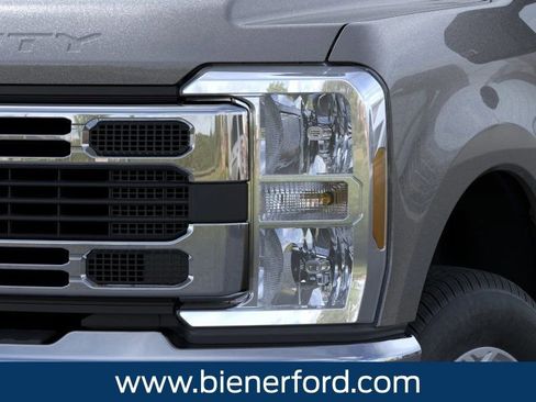 New 2026 Ford F250 XLT w/ 360-Degree Camera Package AWD/4WD image 19