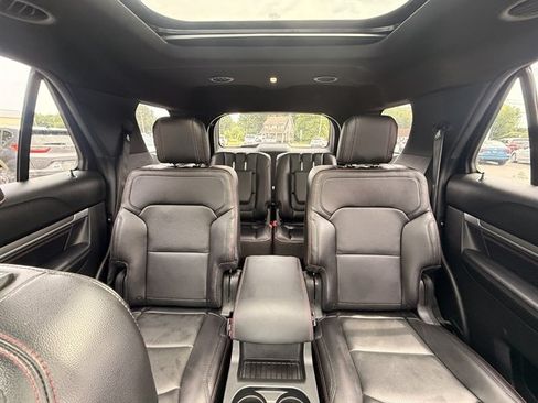 Used 2019 Ford Explorer Sport w/ Equipment Group 401A AWD/4WD image 21